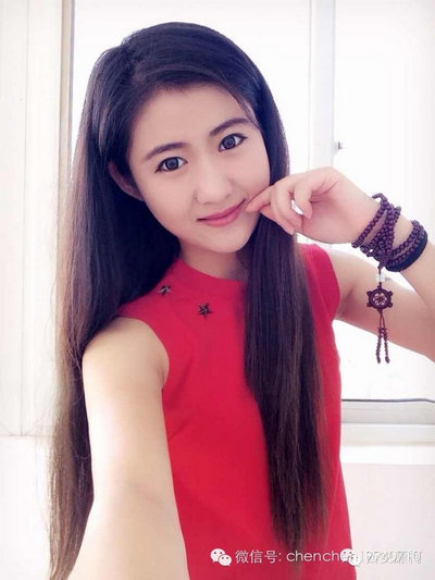 兩年間母親爺爺離世 19歲少女腫瘤晚期笑對病魔