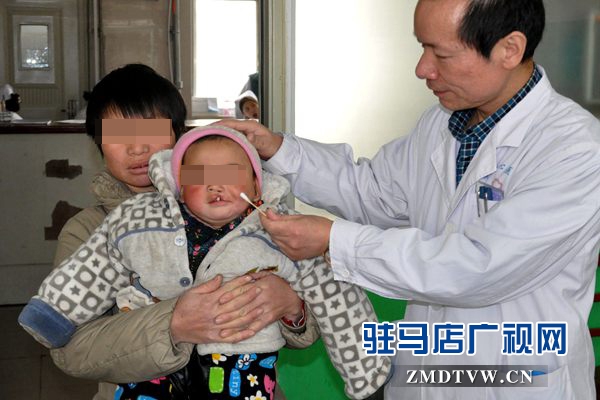 唇裂患兒.JPG