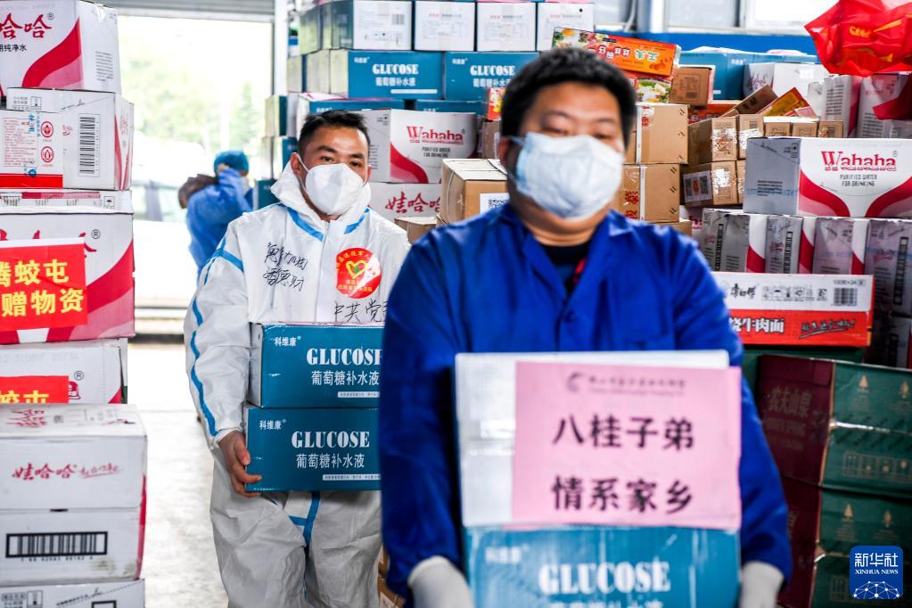 奮進新征程 建功新時代｜“人民至上、生命至上”——抗擊世紀疫情彰顯“中國之治”優(yōu)勢