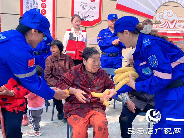 駐馬店經(jīng)濟開發(fā)區(qū)紅十字天中救援隊舉辦情暖重陽主題活動