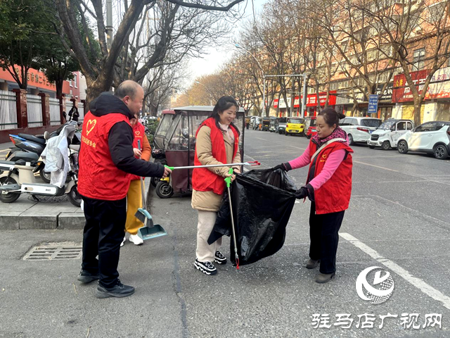 駐馬店廣播電視臺第一黨支部：黨建聯(lián)建“雙報到” 助力社區(qū)“煥新顏”