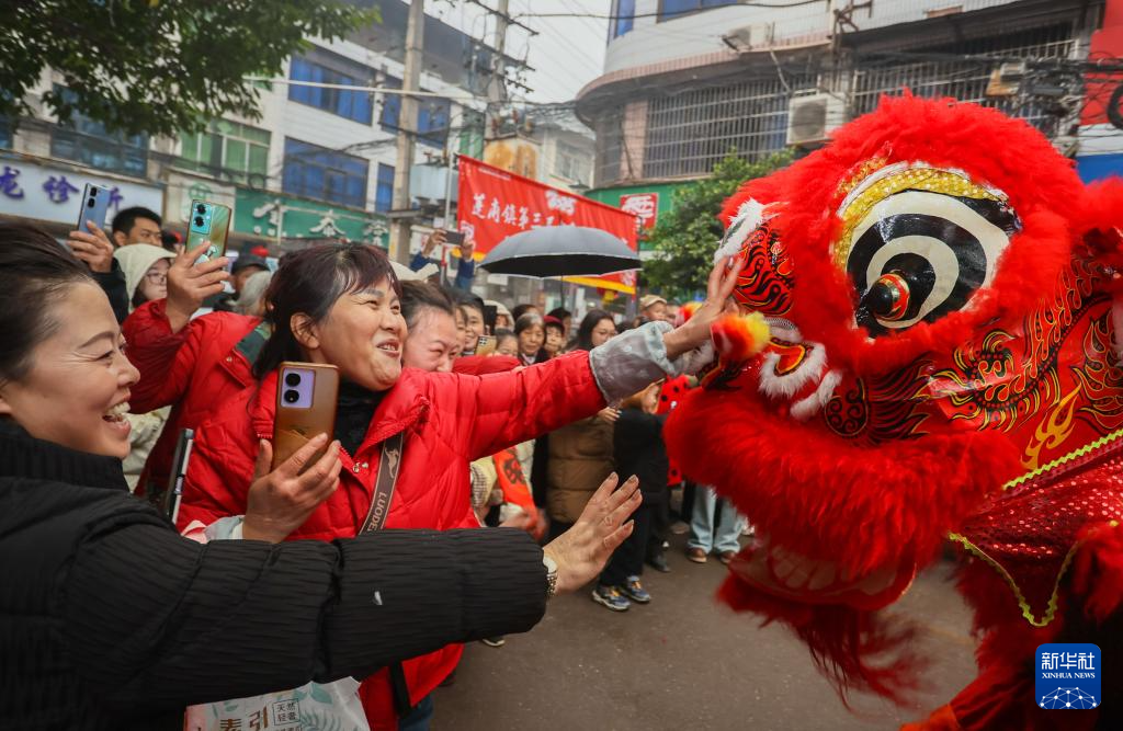 歡歡喜喜迎新春