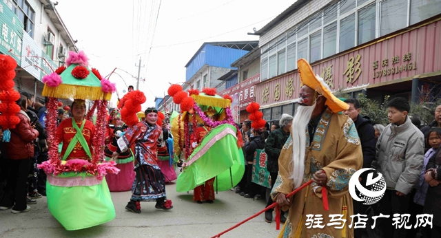 非遺煥新顏 云端展絕技——泌陽(yáng)縣“王店大裝”盛典“點(diǎn)亮”民俗之光