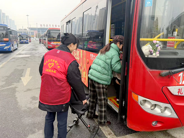 服務(wù)乘客約655.8萬(wàn)人次！駐馬店市公交公司春運(yùn)工作收官