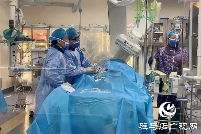 駐馬店市第一人民醫(yī)院成功搶救100%閉塞且呼吸心跳驟停心?；颊? width=