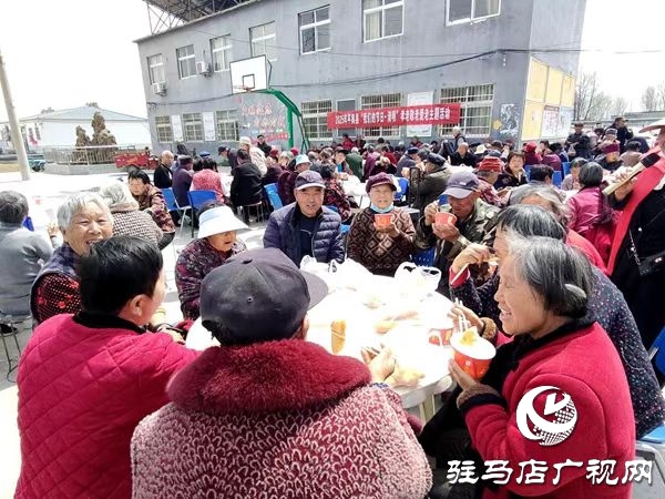 以孝善與活力為筆，繪就鄉(xiāng)村新畫卷 ——專訪平輿縣萬(wàn)金店鄉(xiāng)土店村支部書記李新立